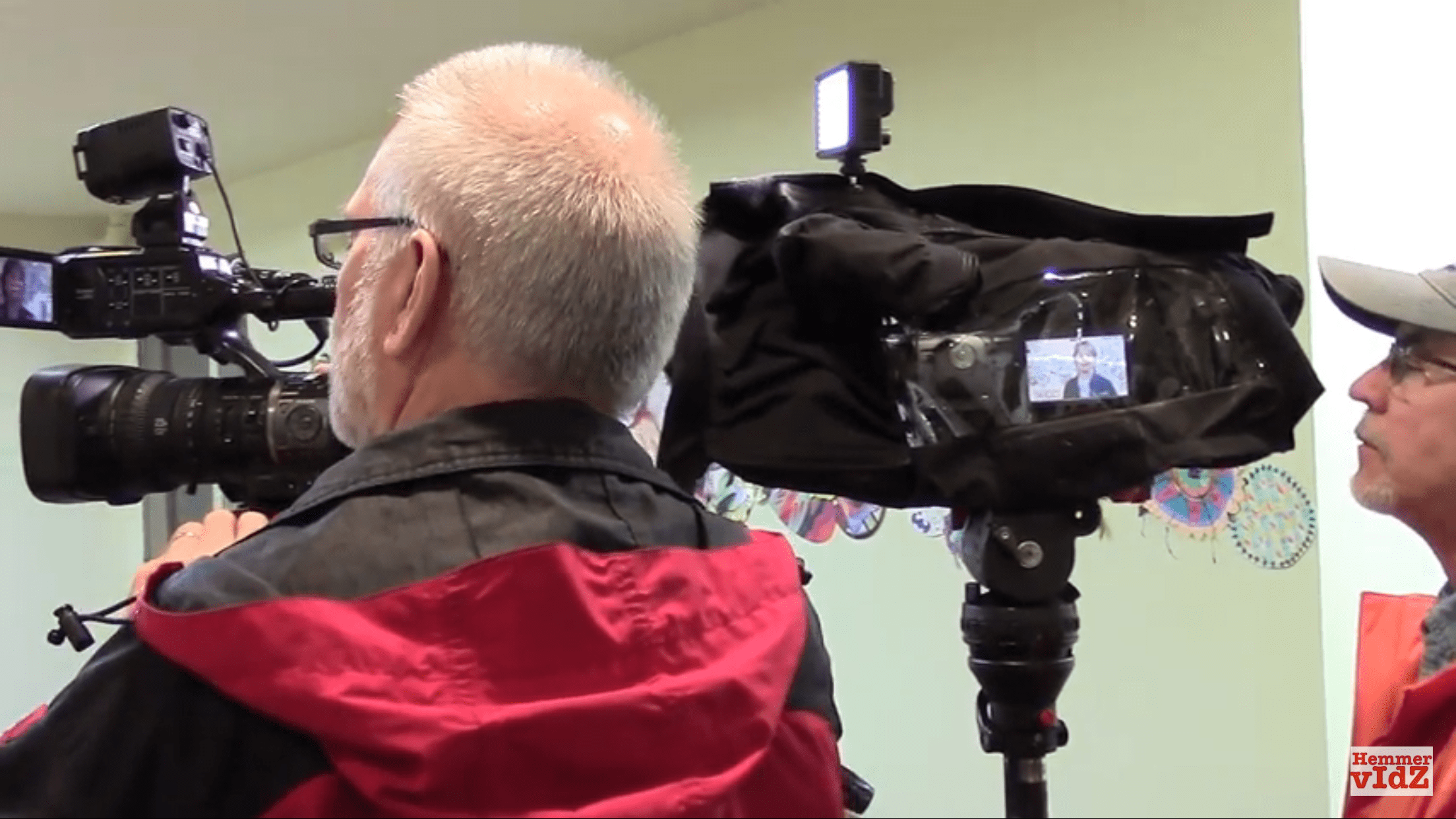 thx to Local 12 and FOX19 for stopping by the new SCPA student art gallery at Central Parkway Place, new affordable housing for seniors at the Central Parkway YMCA in Downtown Cincinnati ~~ http://bit.ly/CentralParkwayPlace